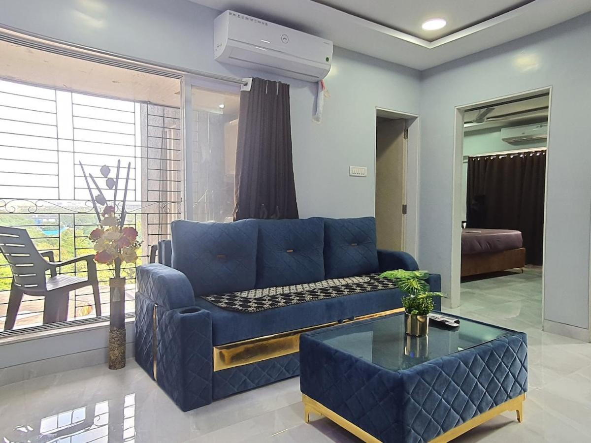 1bhk - Royale And Close By Airport * Bombaj