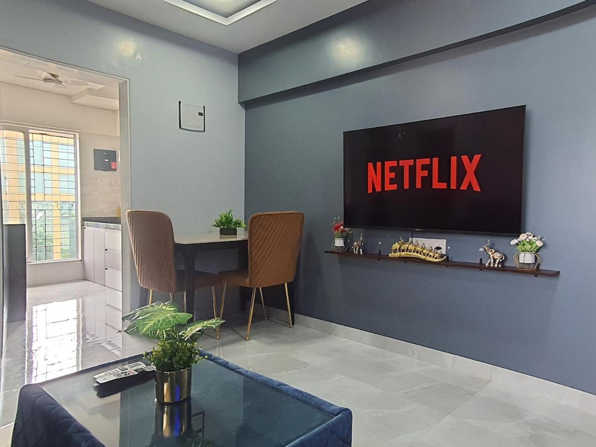 1bhk - Royale And Close By Airport Apartament *